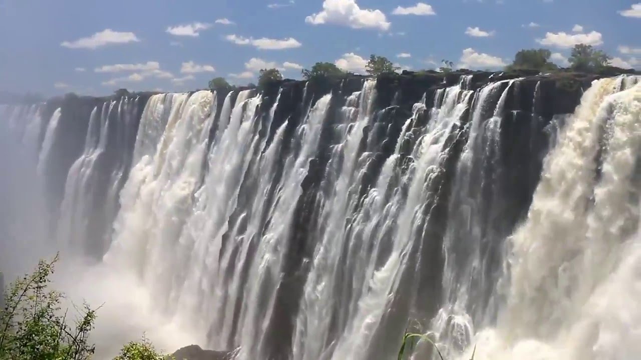 Visit Royal Chundu & The Victoria Falls