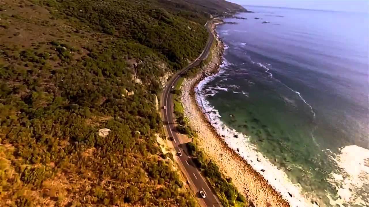 A helicopter transfer toThe Twelve Apostles Hotel and Spa | Luxury hotel in Cape Town