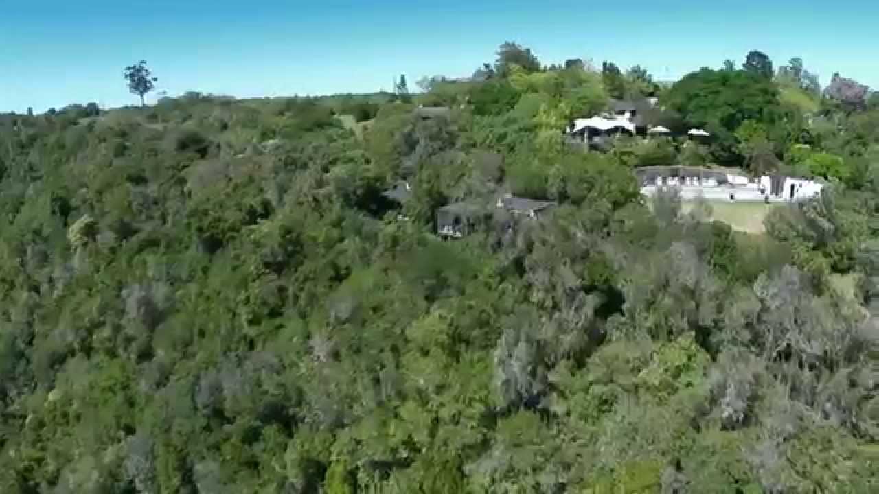 Hog Hollow Country Lodge 2014