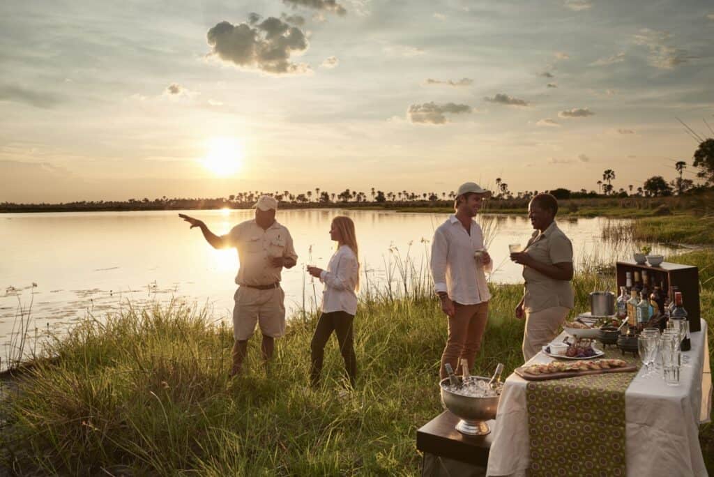 Romantic sundowners in Botswana for your honeymoon safari