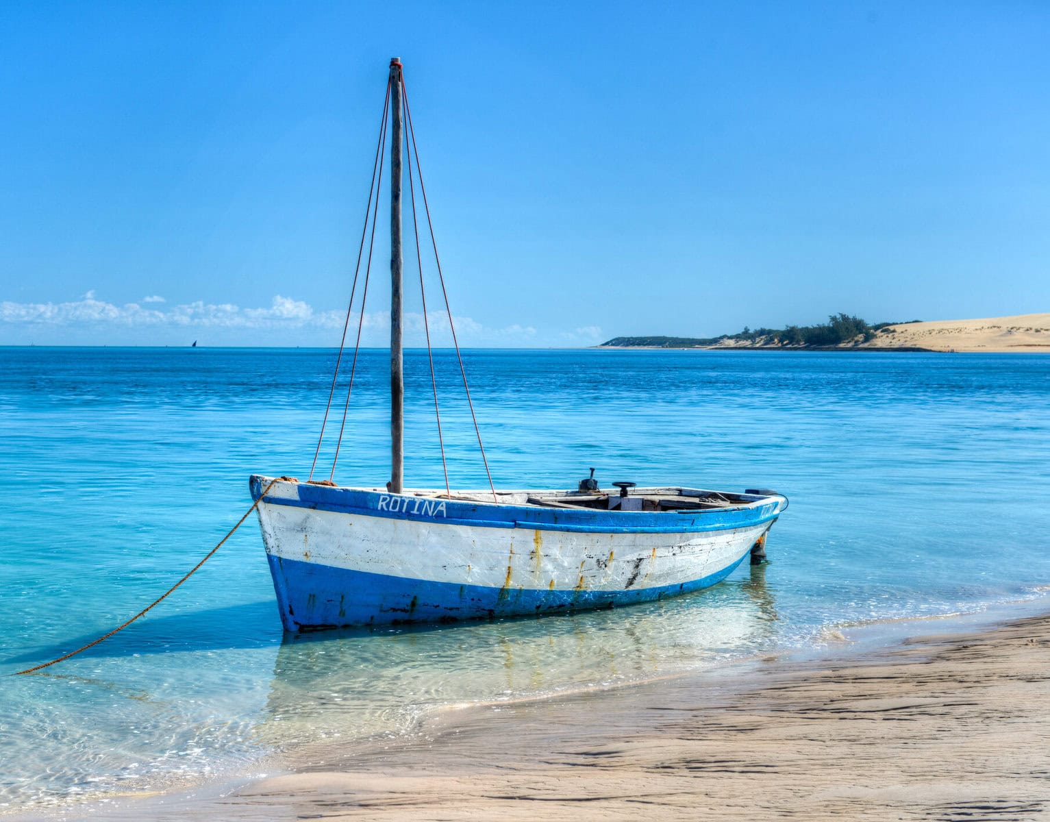 Dhow on the shores of Bazaruto Island