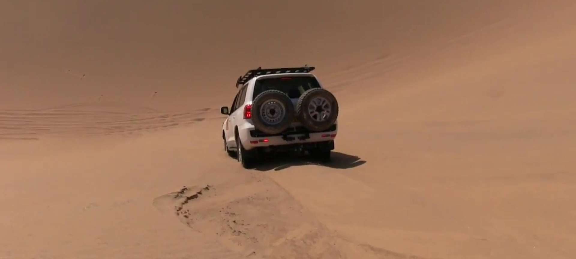 slef drive sand dunes namibia