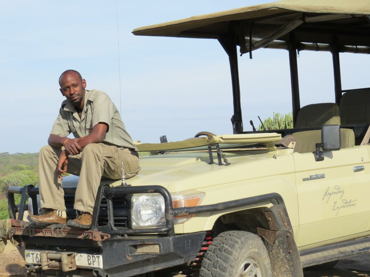 Safari Guide of the Month [July], Alexander Muruma