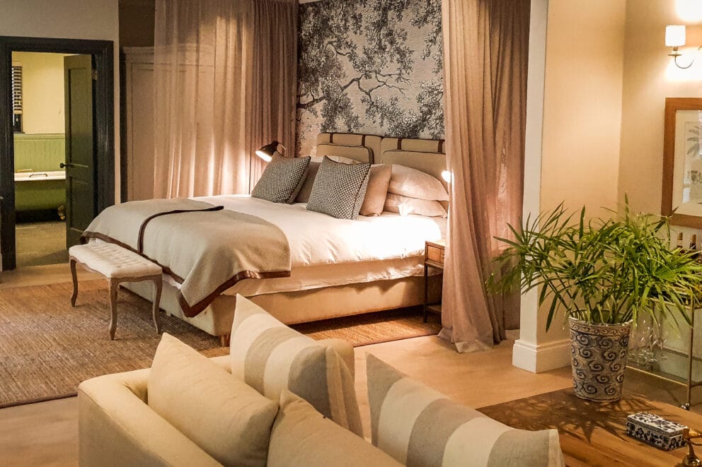 Suite at a luxury lodge, Zimbabwe | Photo credits: Stanley and Livingstone Boutique Hotel